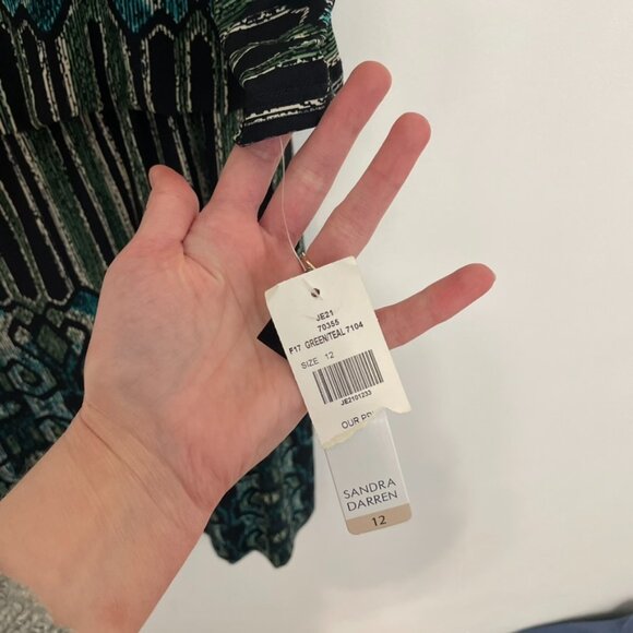 NEW NWT SANDRA DARREN Black Green Teal Geometric Geo Cold Shoulder Cutout Dress - Picture 8 of 16